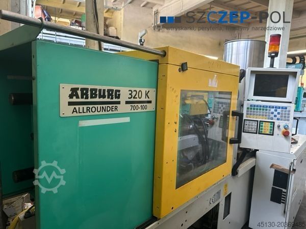Stroj za brizganje Arburg 320K 700-100