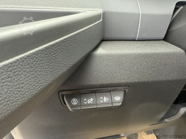 Transportador con plataforma y toldo RENAULT Master XDD 170PS 2.0 dCi LED*NAVI *PDC 10EP