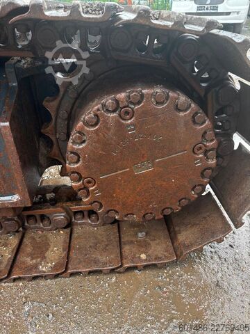 Excavadora de cadenas KOMATSU PC 240 NLC