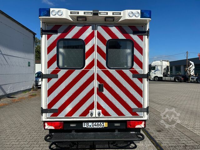 Vatrogasno vozilo MERCEDES-BENZ Sprinter 516 / RTW / Trage Liege