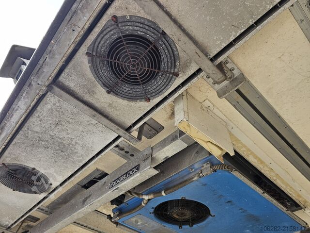 Camión frigorífico Volvo FM330 Multizone Lenk u. Kühlkoffer