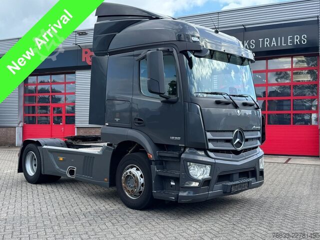 Estándar-SZM Mercedes-Benz Actros 1936