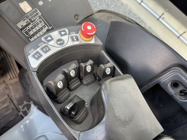 VS-22454 Pirunngritës elektrik triplex Still RX60-35 Pirunë teleskopike hidraulike STILL RX60-35