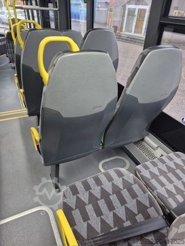 Gradski autobus SOLARIS Urbino Midi 8.9 LE  63.500 km  EZ 2021 KLIMA