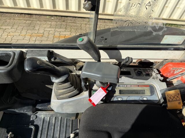 Minikaivinkone KUBOTA KX71-4 / 2012 BJ / 4 x Löffel