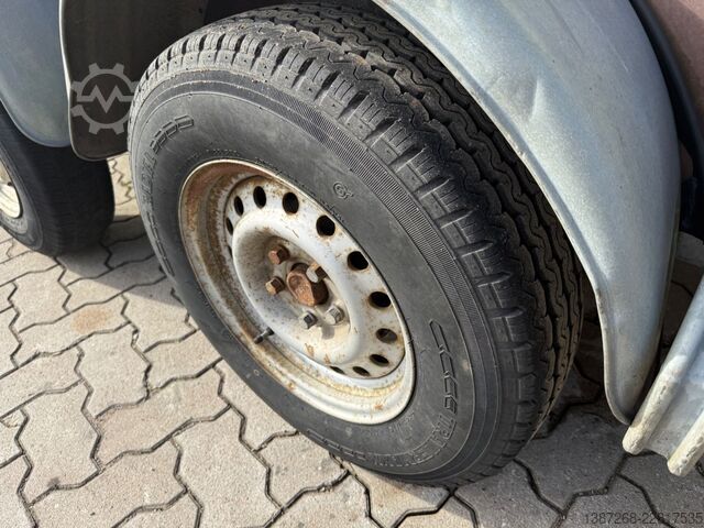 Autotraileri  Köper Anhänger mit Verladerampen / TÜV 01/28