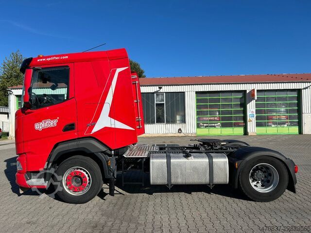 मानक ट्रैक्टर यूनिट DAF XF 530 / Retrarder / 1 x Liege