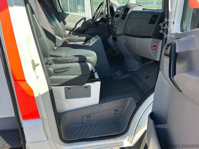 फायर ट्रक MERCEDES-BENZ Sprinter 316 / Trage Liege Rampe