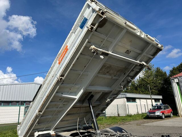 Kolmisuuntainen kippiauto MITSUBISHI Canter 9C18 / Meiller 3 Seiten