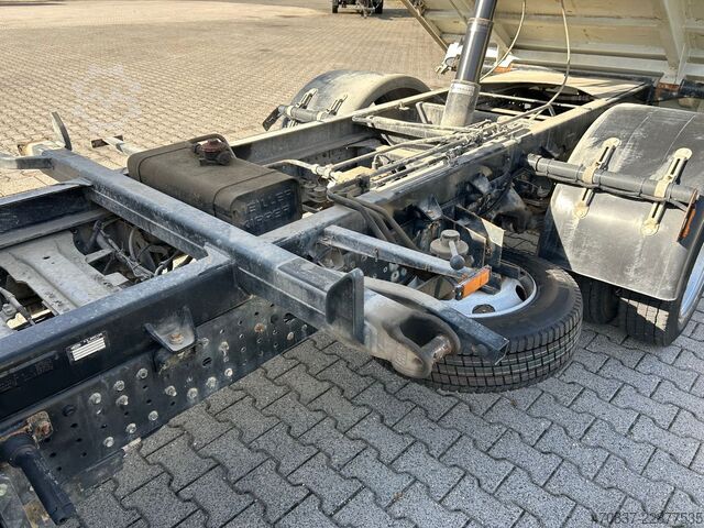 Kolmisuuntainen kippiauto MITSUBISHI Canter 9C18 / Meiller 3 Seiten