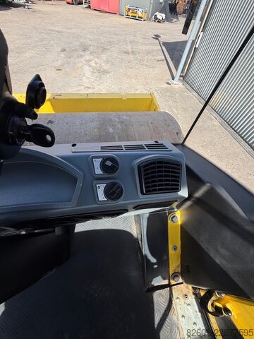 Single drum roller Bomag BW 177 D-5