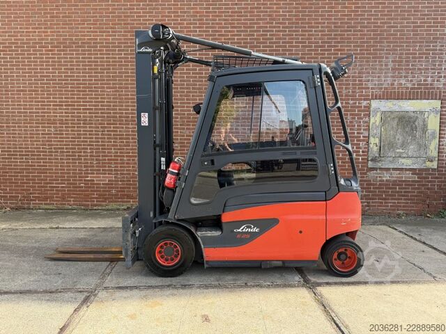 Електрически мотокар с 4 колела Linde E25L-01