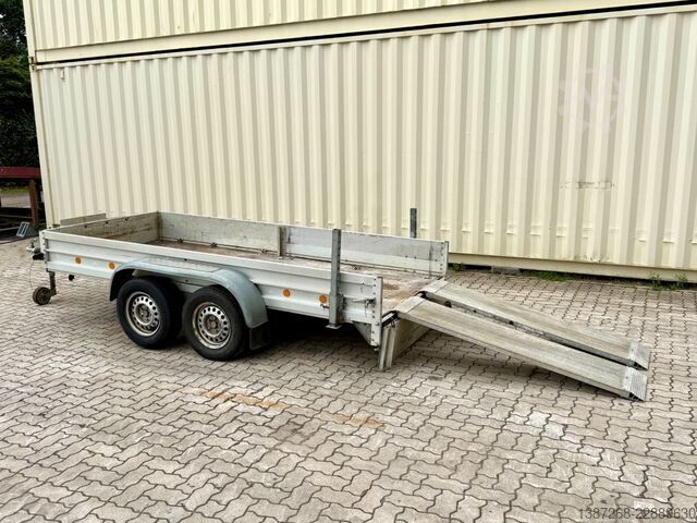 低平板挂车 KOCH Baumaschinenanhänger / Rampen / TÜV Januar 2027
