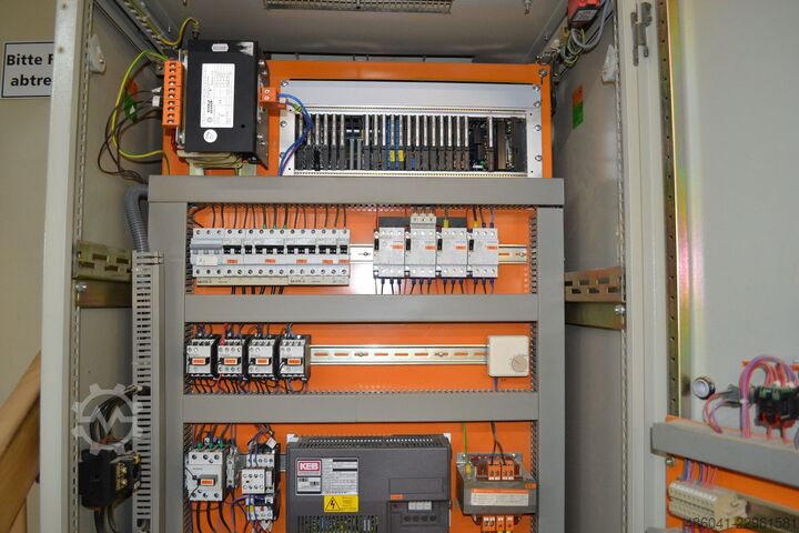 CNC bearbejdningscenter MAKA HC 57R Robo MAKA 