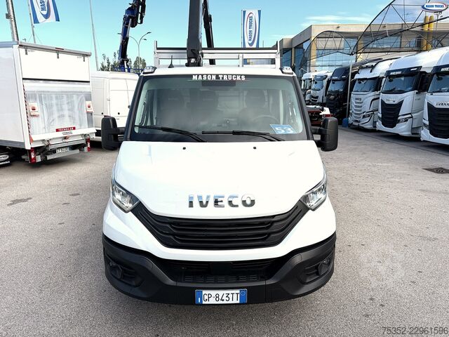Kamion s kranom kombi Iveco Daily 35c180