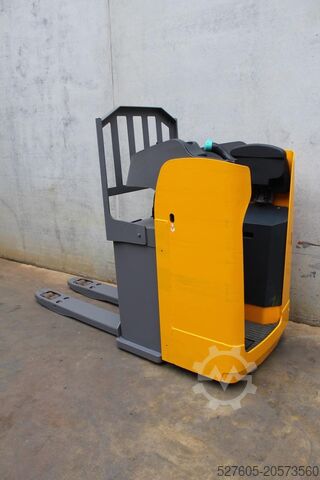 Carretilla de baja elevación Jungheinrich ESE 120