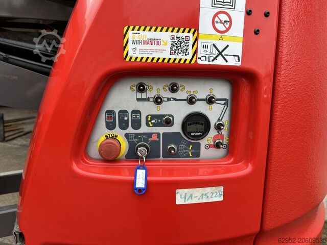 Plataforma telescópica articulada Manitou 120 AETJ C / nur 95h!