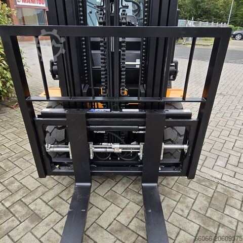 Elektrisk 4 -hjulig gaffeltruck HC Hangcha CPD30-XEY2HA-SI