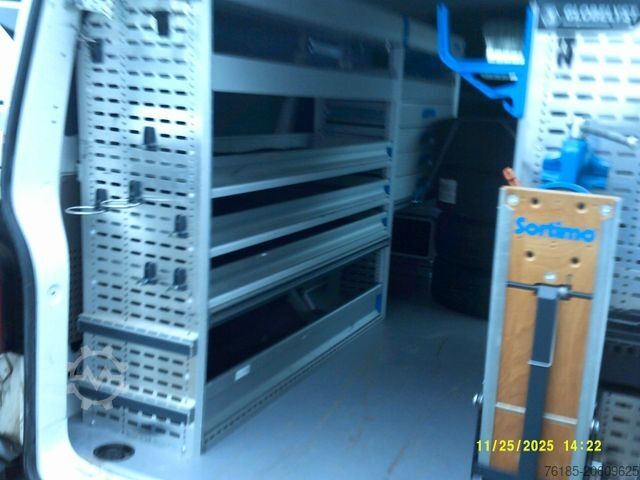 Panelová dodávka VOLKSWAGEN T6 Kasten 4motion Werkstattausrüstung