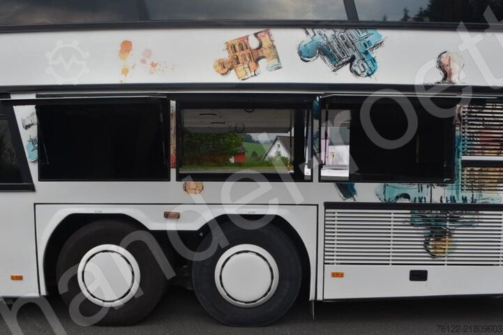 De dos pisos Neoplan N 128 Megaliner