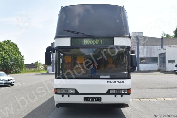 De dos pisos Neoplan N 128 Megaliner