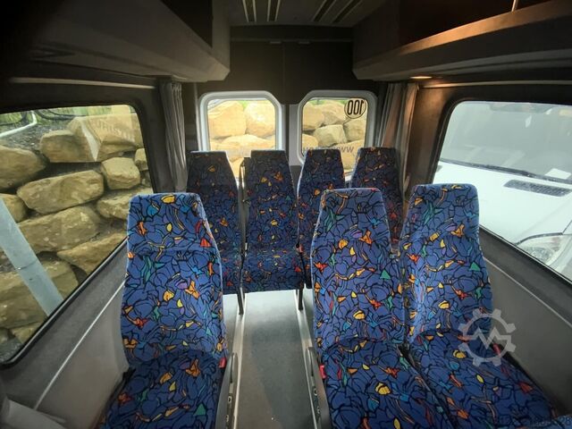 การขนส่งผู้โดยสาร Mercedes-Benz 519 CDI Sprinter