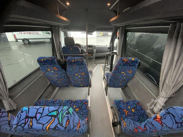 การขนส่งผู้โดยสาร Mercedes-Benz 519 CDI Sprinter