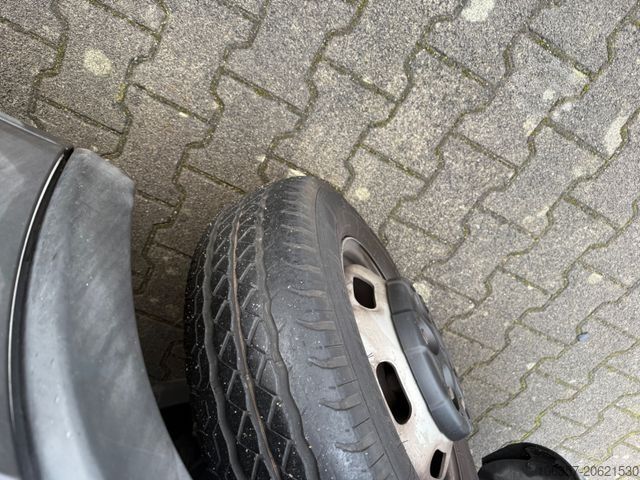 Dubă cu caroserie tip cutie IVECO Daily 35C16 3,0L Möbelkoffer Euro6 Türen