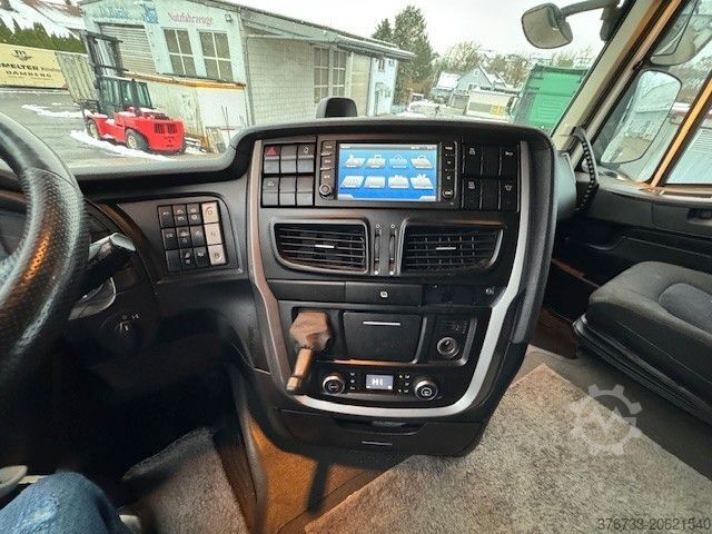 Standaard trekker IVECO X-Way AS440X48T/P ON+ Intarder Kipphydraulik