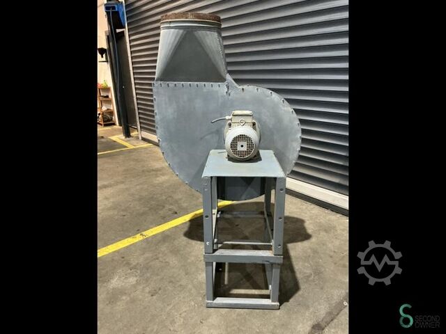 Fans  Unknown Unknown 