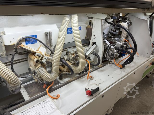 Einseitige Kantenanleimmaschine BIESSE AKRON 1330 A