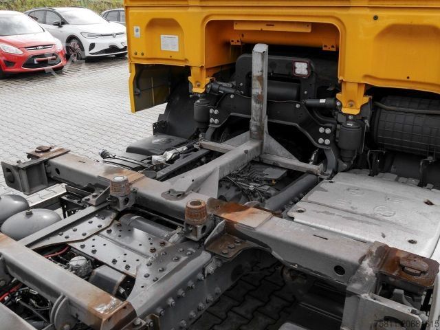 Nákladné vozidlo s výmennou nadstavbou DAF XF 480 FAR SSC BDF C745 1.020 + 2x TANK + LBW ZV