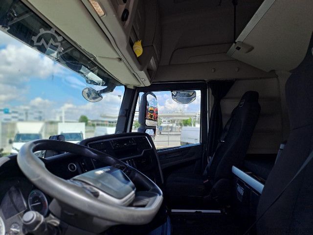 وحدة جرار قياسية IVECO S-WAY AS440S51T/P