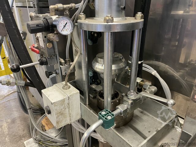 Lisec VFL-1/25 Lisec sealing robot VFL-1/25