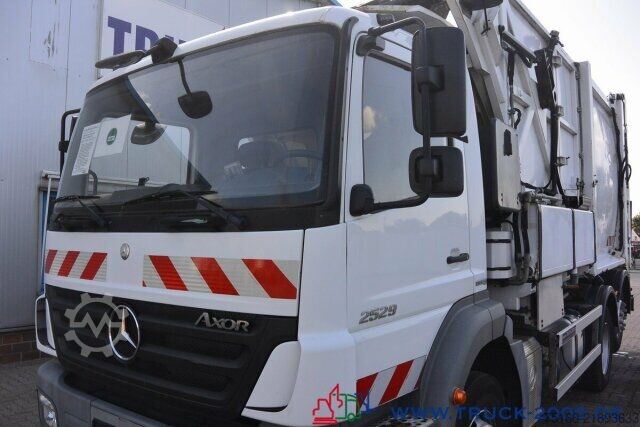 Vuilniswagen Mercedes-Benz Axor 2529 Faun Überkopf Frontlader 25 m³ 1.Hand