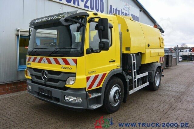Veegmachine Mercedes-Benz Atego 1524 Bucher Johnston VS650 Deutsches Gerät
