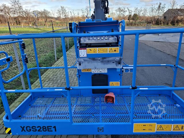 Piattaforma di lavoro telescopica XCMG XGS28E1