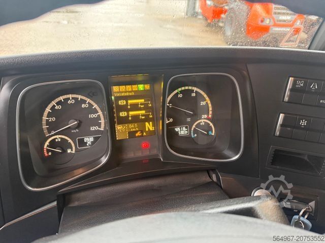 Стандартный седельный тягач MERCEDES-BENZ 1845 Actros mit Goldhofer STN L3 Tieflader Rampe