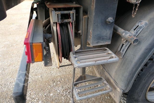 Vejfejemaskine MERCEDES-BENZ 1323 L Atego 4x2, Faun Vaajet 6 R, Wassertank