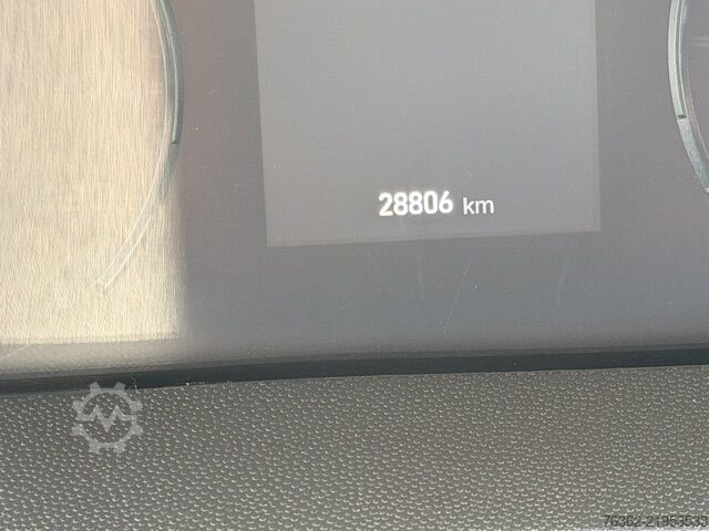Hög och lång skåpbil Fiat Ducato L4H2 180 LED Kamera Klima