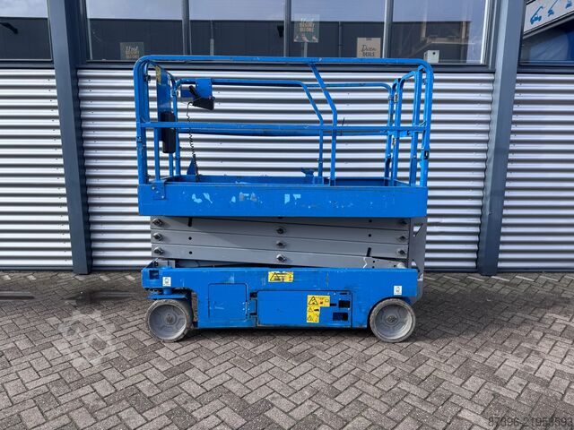 Šķēres lifts Genie GS2646 Hoogwerker Schaarhoogwerker