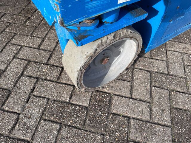 Šķēres lifts Genie GS2646 Hoogwerker Schaarhoogwerker