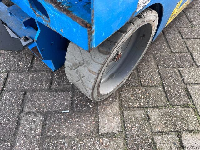 Šķēres lifts Genie GS2646 Hoogwerker Schaarhoogwerker