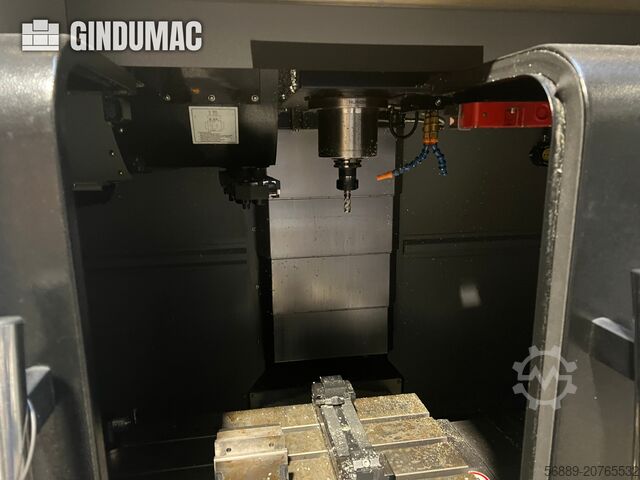 VERTIKALES BEARBEITUNGSZENTRUM Hurco VM 10i