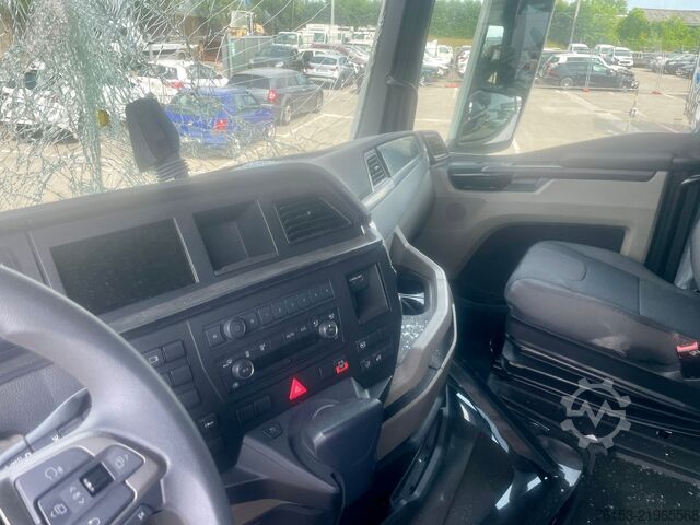 štandardný ťahač MAN TGX 18.480
