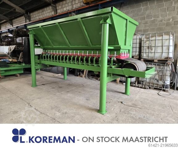 Cinta transportadora dosificadora Kleemann con tolva Kleemann Dosing Belt Conveyor with Hopper