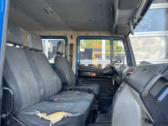 Furgón volquete trilateral MERCEDES-BENZ Vario 816D DOKA 7-Sitze 3-S-Kipp AHK Motorbremse