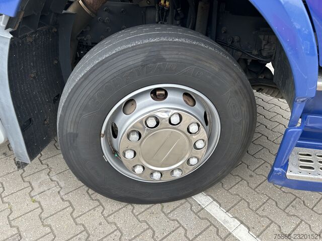 Volvo FM 330 Globetrotter / 742 mil km / VEB+ / Defletores / Caminhão NL Volvo FM 330 Globetrotter / 742 dkm / VEB+ / Spoilers...