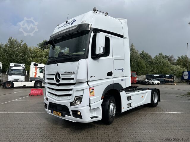 Mercedes-Benz Actros L 1842 Gigaspace / 233 dkm / Tacho V2 / Full Spoiler / APK TUV 05-27 Mercedes-Benz Actros L 1842 Gigaspace / 233 dkm / Tacho V2 / ...