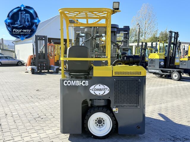 Carrello elevatore a 4 direzioni Combilift C3000CB GAS TRIPLEX 4900 POSITIONER